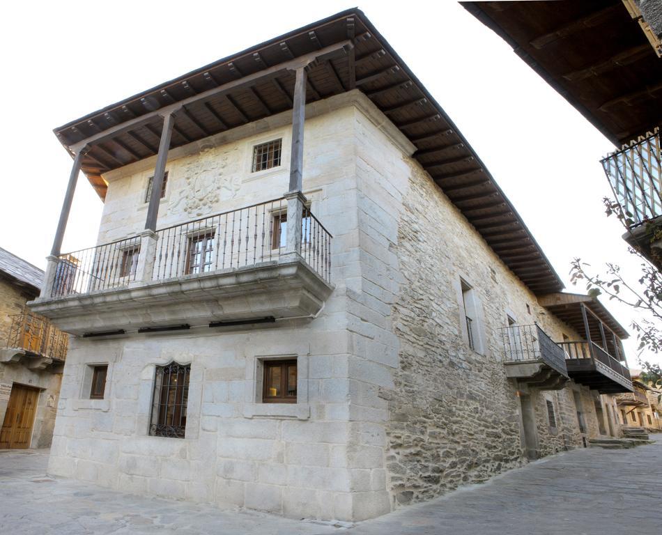 Hotel Las Treixas Puebla de Sanabria Exterior photo
